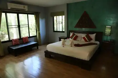 Cocoville Phuket Resort - 4