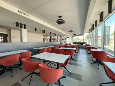 Quality Inn - 16