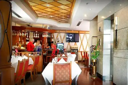Majestic Suites - 18