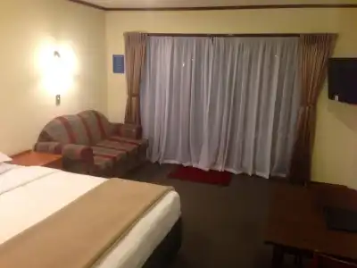 Half Moon Bay Motel - 5