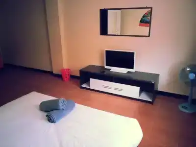 OYO 963 Sunshine Guesthouse - 1
