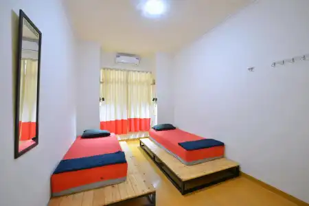 Bunk Bed and Breakfast - 3