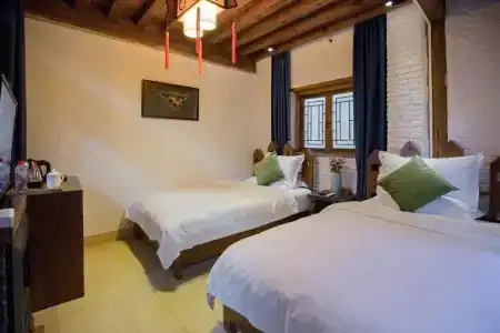 Qin Inn - 1