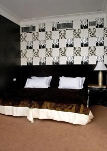 Boutique Spa Casino Lybid Plaza - 57