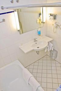 Trip Inn Minerva Frankfurt - 7