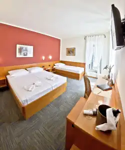 Newly Renovated Kastil - 69