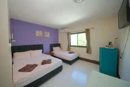 Pineapple Guesthouse Karon - 52