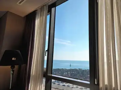Best Louis Hamilton Haeundae - 129