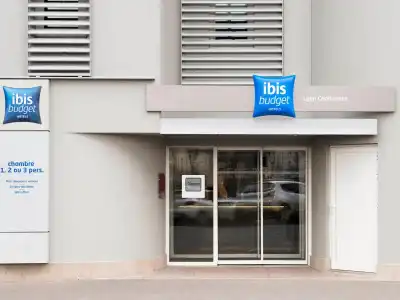 ibis Styles Lyon Confluence - 0