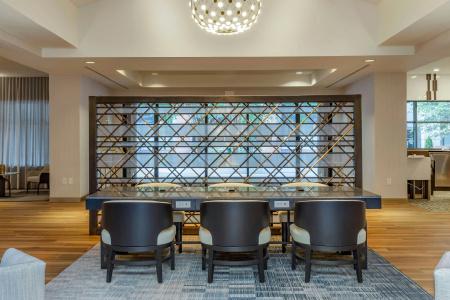 Sheraton Suites Old Town Alexandria - 30