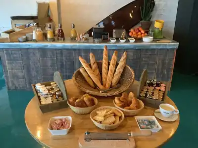 La Petite Rade Hôtel - 10