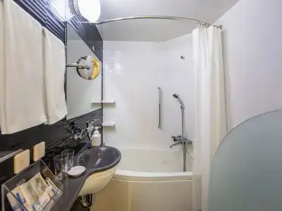 ibis Styles Tokyo Ginza - 17