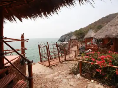 Paree Hut Resort Koh Sichang - 8