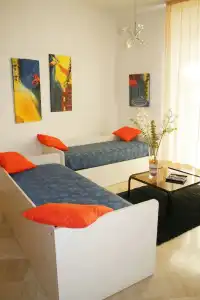 Visa Residence - 72