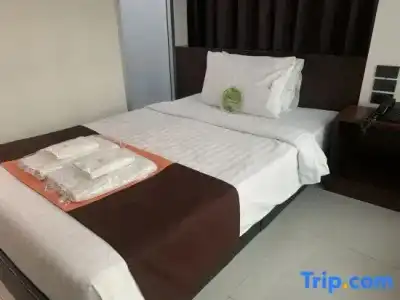 Collection O The Bangkok Airport Link Suite - 99