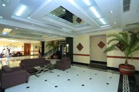 Regal Palace - 1