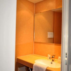Hôtel Lux - 39