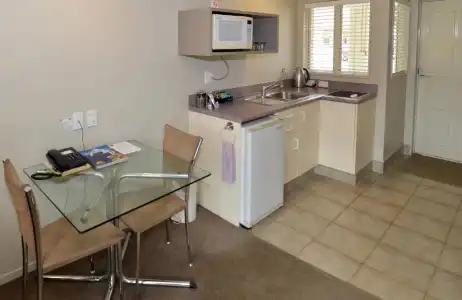 Brougham Heights Motel - 45