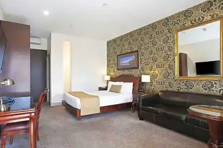 QUALITY INN HERITAGE ON LYDIARD - 24
