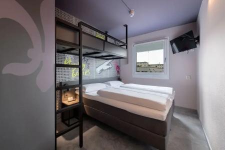 Felix Darmstadt - 40