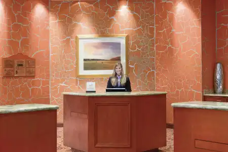Embassy Suites by Hilton E Peoria Riverfront Conf Center - 1