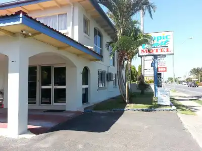 Tropic Coast Motel - 24