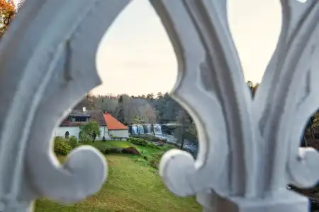 Keila-Joa Schloss Fall - 19