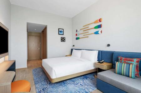 Hampton by Hilton Marjan Island - 49