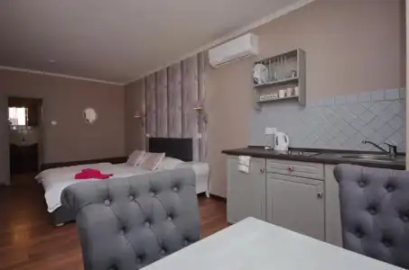 Guest House Romantika Panzio - 75