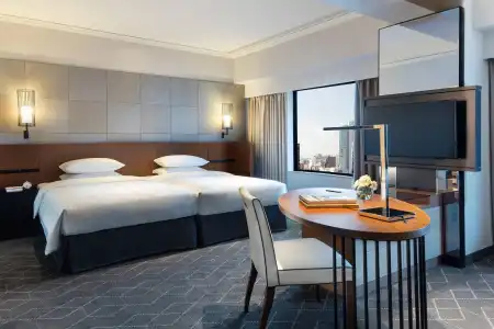 Courtyard by Marriott Shin-Osaka Station - 11