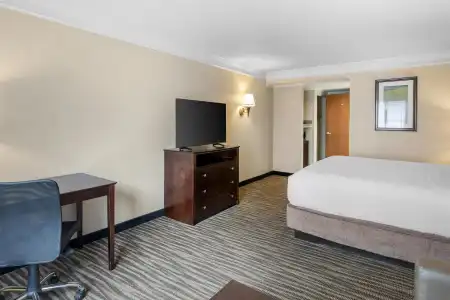 Best Western Augusta West - 59