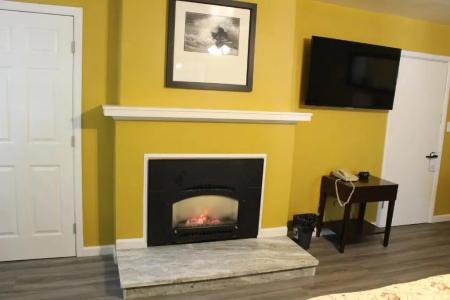 Carmel Wayfarer Inn - 27