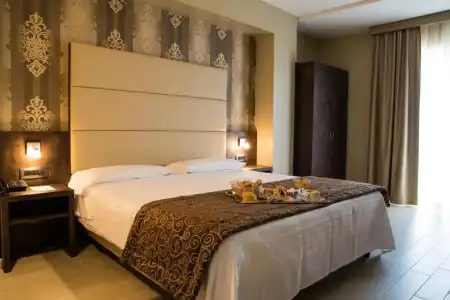 Pineta Palace - 12