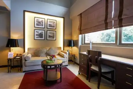 Orchard Parksuites - 90