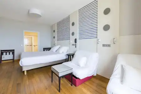 Kyriad Saint Malo centre Plage - 172