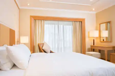 Hilton Garden Inn Hanoi - 3