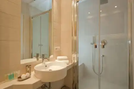 Little Queen Suite - 130