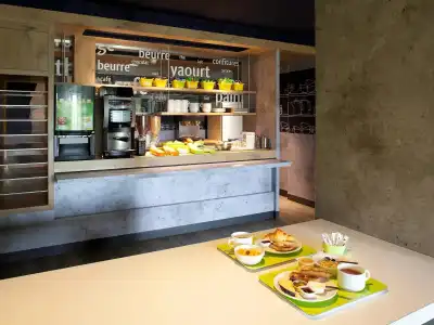 ibis budget Tarbes - 10
