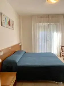 Ivana - 48