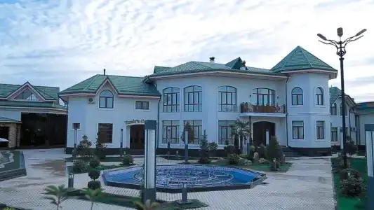 Emir's Garden - 20