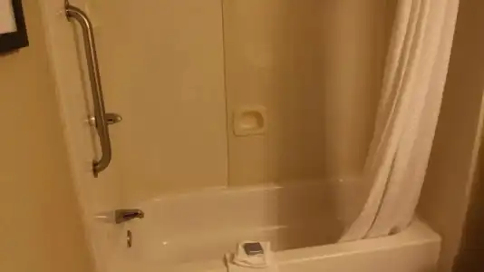 Hawthorn Extended Stay by Wyndham Wichita - 104