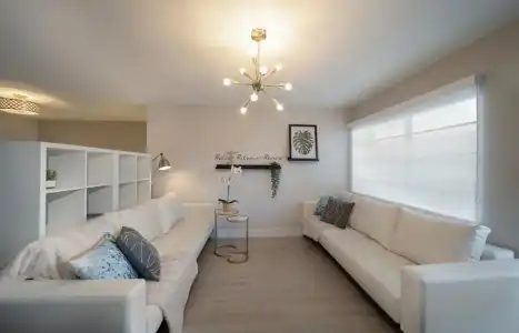 Strand Ocean Drive Suites - 95