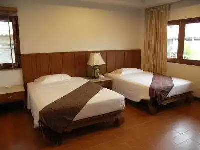 Sailom Resort Bangsaphan - 10