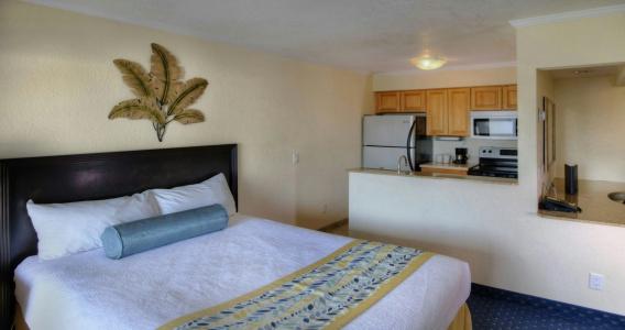 Sailport Waterfront Suites - 21