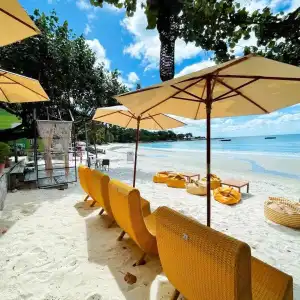 LaLune Beach Resort - 3