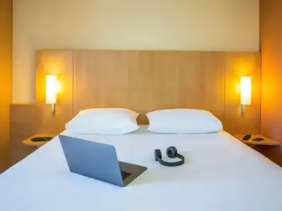 ibis Lausanne Centre - 50