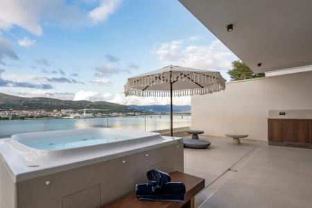 Brown Beach House & Spa - 14