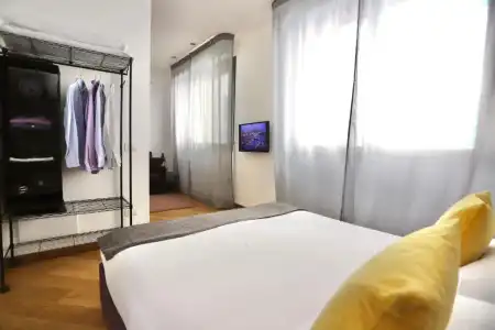 Palazzina B Contemporary Studio - 52