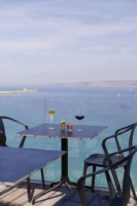 Hôtel Les Bords De Mer - 11