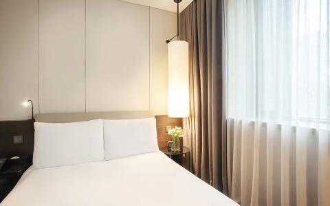 Crown Park Myeongdong - 44